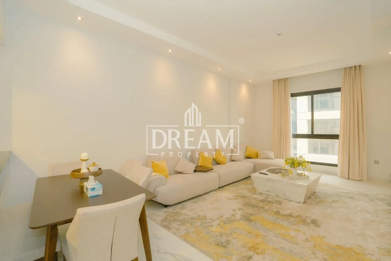 Modern 1 BHK | Fox Hills | Bills Included