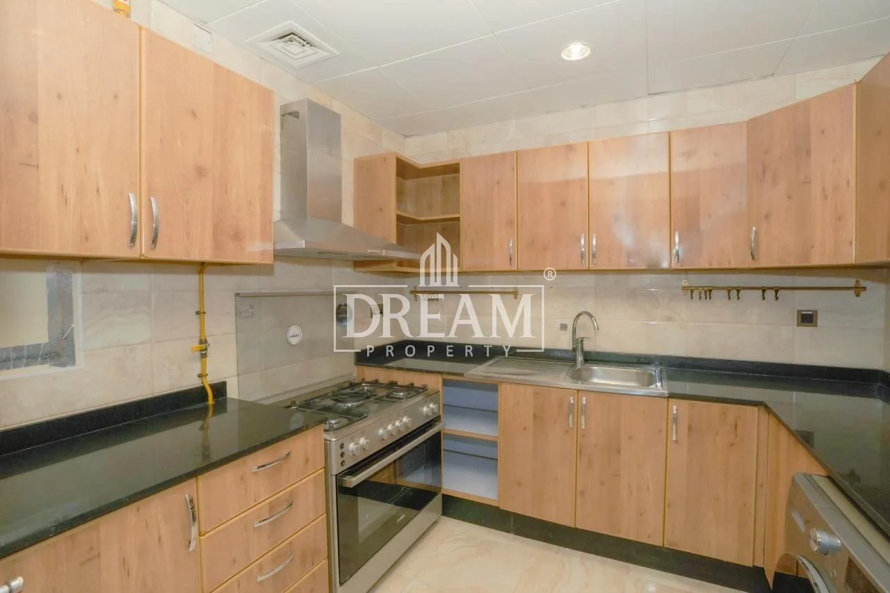 Vibrant 3 BHK | Bills Included