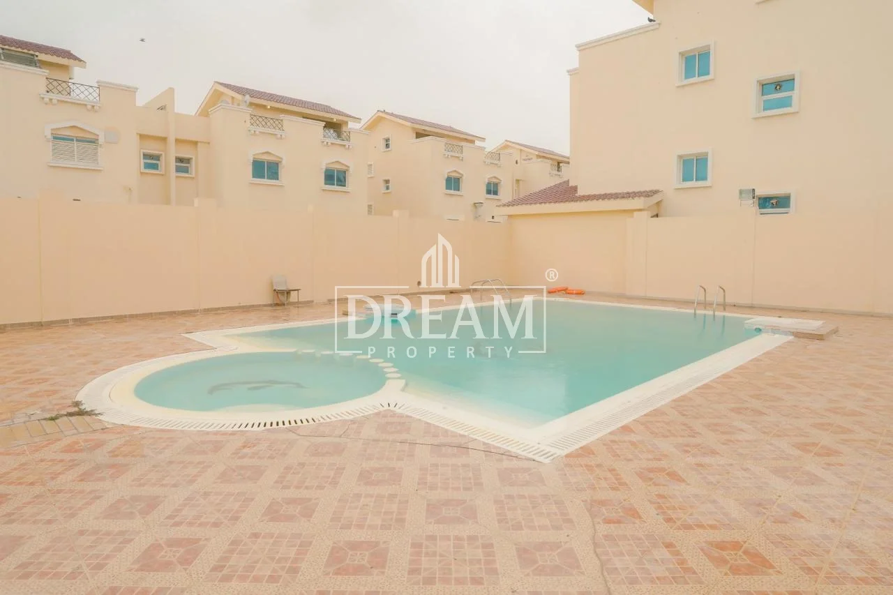 Spacious 6 BHK Villa | Muraikh