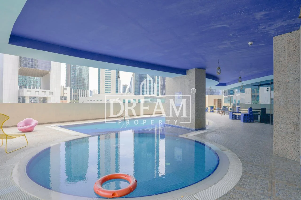 Spacious 2BHK with Balcony | West Bay