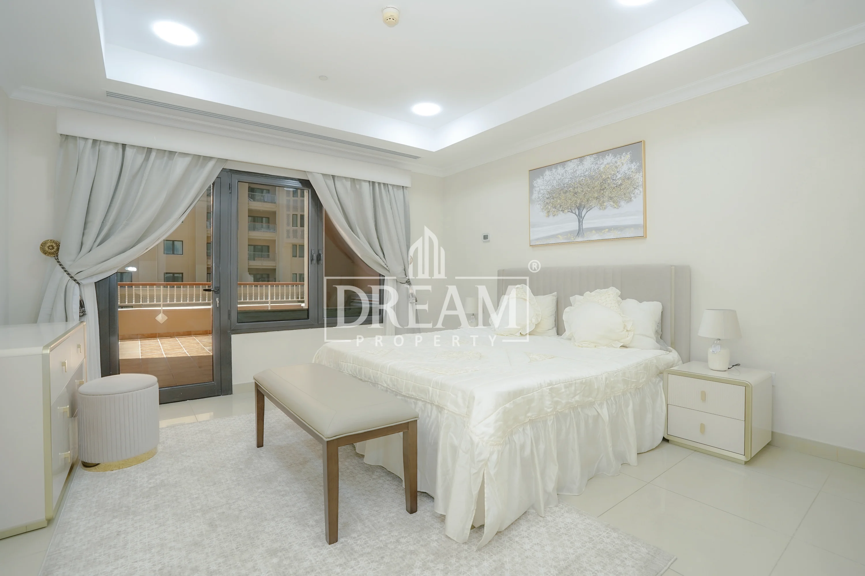 1 Bedroom with Huge Balcony | Bills Included